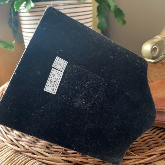 Brass donkeys with wood base bookends - Picture 11 of 14